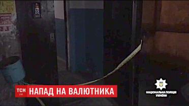 В Ровно мужчина чудом выжил после десяти ножевых ранений