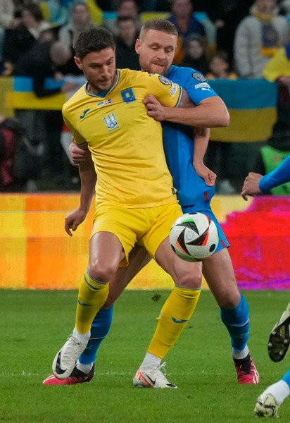 Украина – Исландия