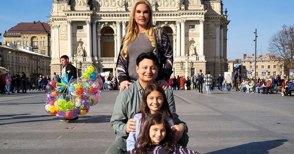 Камалія з родиною у Львові