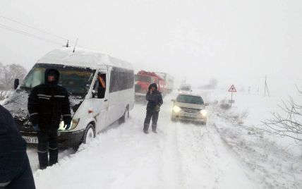 Погода на выходные: Украину ждут снегопады, морозы и оттепель