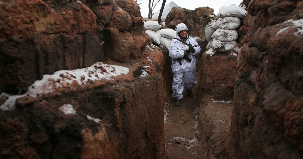 Визит на фронт: президент Евросовета Шарль Мишель 2 марта посетит Донбасс