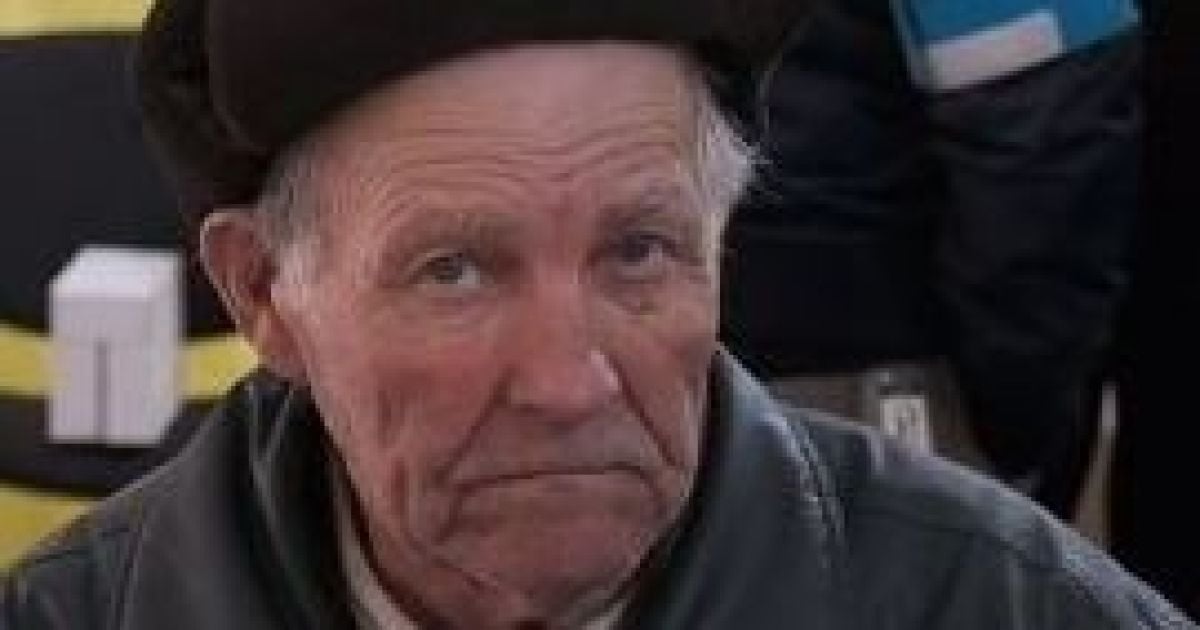 Famous grandfather who lulled his granddaughter, drove a thousand kilometres at his 84 years for her sake