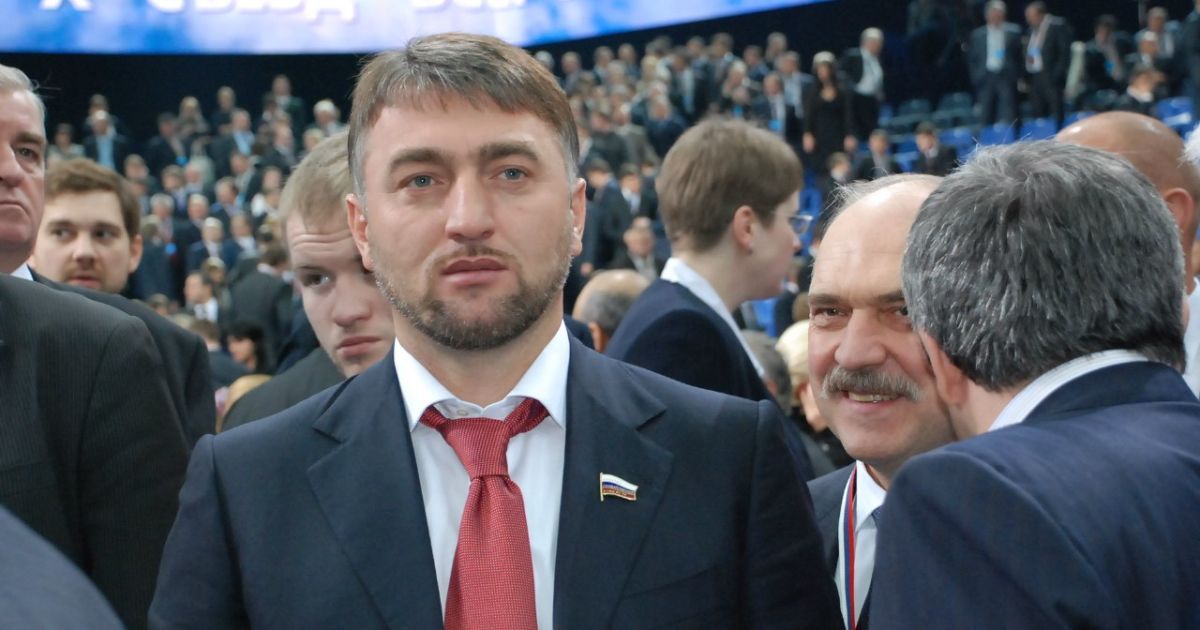 Делімханов заявив, що Ємельяненко відповість за слова.