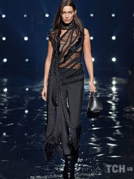 Коллекция Givenchy прет-апорте сезона осень-зима 2021-2022 / © East News