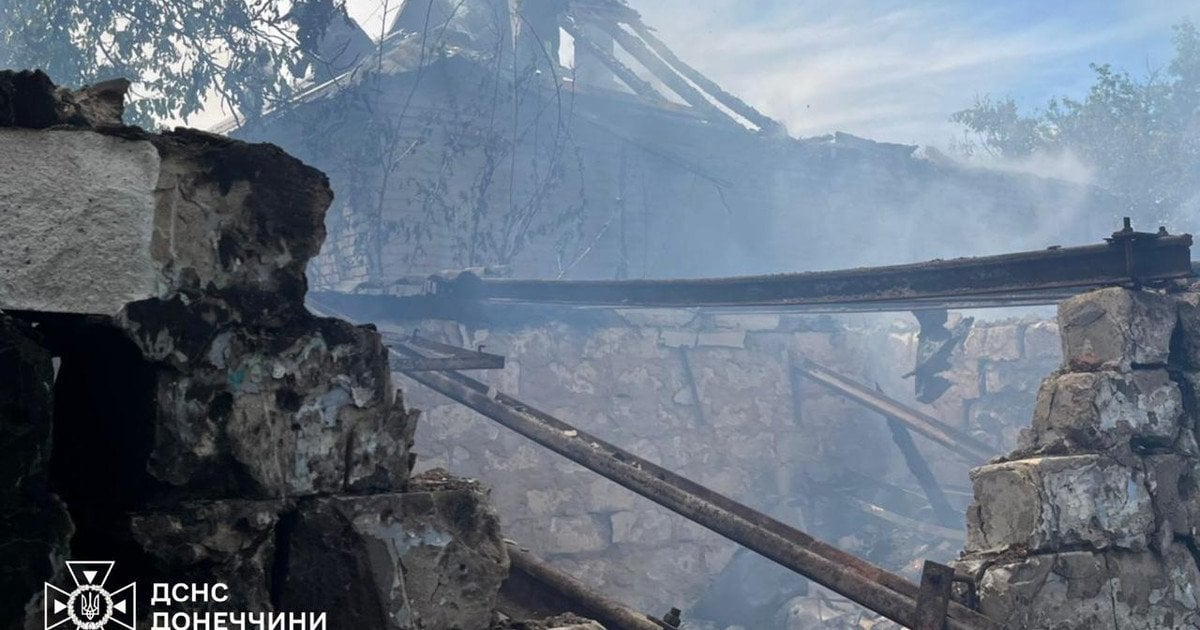 Одна з областей України — під вогнем: РФ атакувала житлові райони (фото)