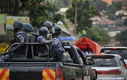 В Уганде вооруженные люди похитили туристку из США и требуют выкуп в полмиллиона долларов