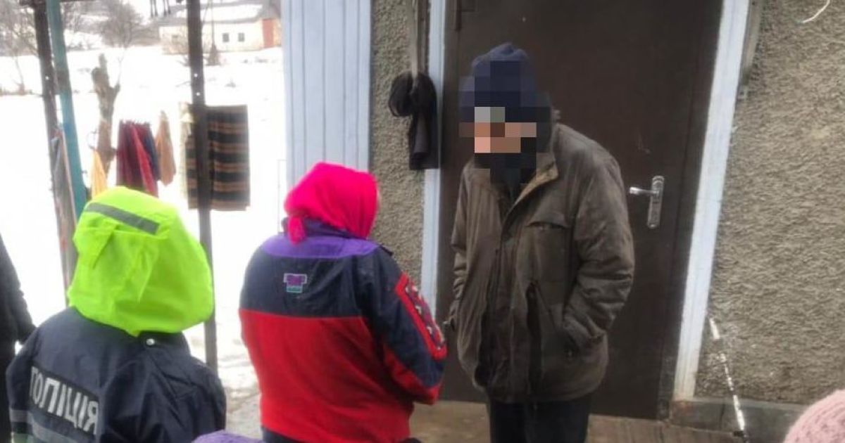 Распял кота и оставил посреди улицы: в Одесской области разоблачили подростка-живодера