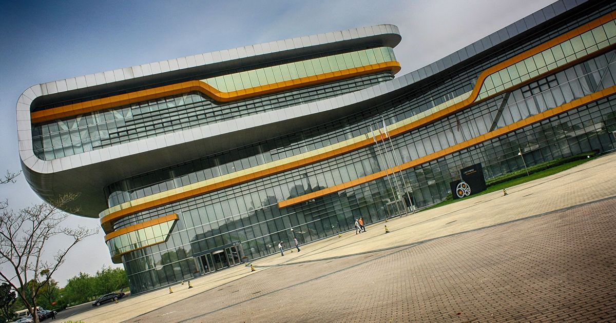 ТОП-10 экспонатов Шанхайского музея автоистории