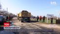 Новости Украины: жители Кировоградской области бунтуют против грузовиков, разрушающих им дорогу