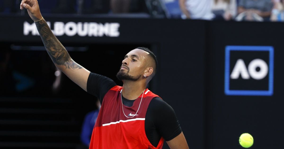 На Australian Open звездный теннисист попал мячом в ребенка, вину мгновенно загладил подарком (видео)
