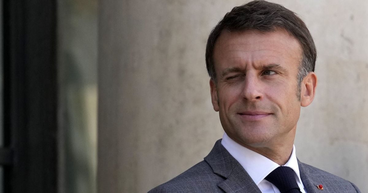 Президент Франции Эмманюэль Макрон: "Украина демонстрирует свою решимость немедленно отреагировать на рекомендации, предоставленные ей Европейской комиссией"