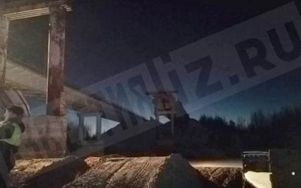 Российский мостопад: в Ханты-Мансийском округе обрушился автомобильный мост, есть погибшие