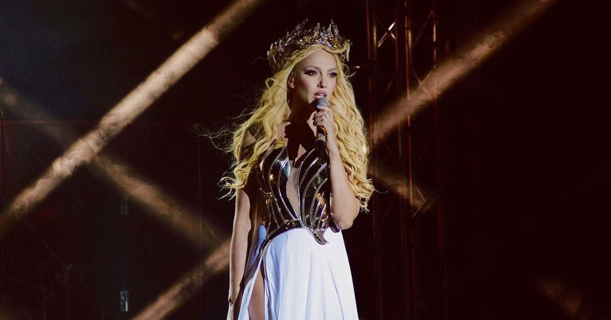 Оля Полякова