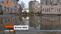 Як столичні комунальники не відремонтували зруйновану за собою дорогу на Подолі