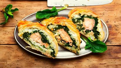 Любимый рецепт! Вкуснейший рыбный пирог со шпинатом на бездрожжевом тесте!