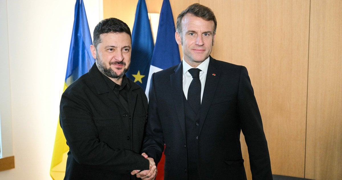 Володимир Зеленський та Емманюель Макрон Володимир Зеленський та Емманюель Макрон