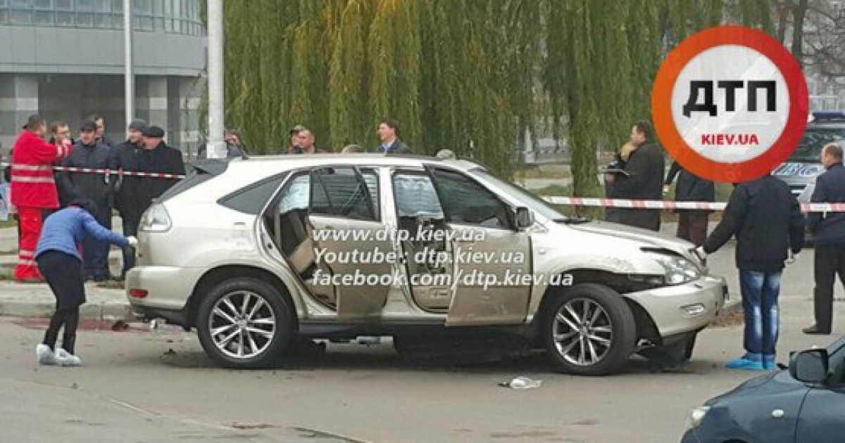 У Києві у Lexus 35-річного бізнесмена стався вибух під час руху