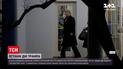 Юрист Трампа предлагал бывшему работнику ЦРУ президентское помилование за два миллиона долларов