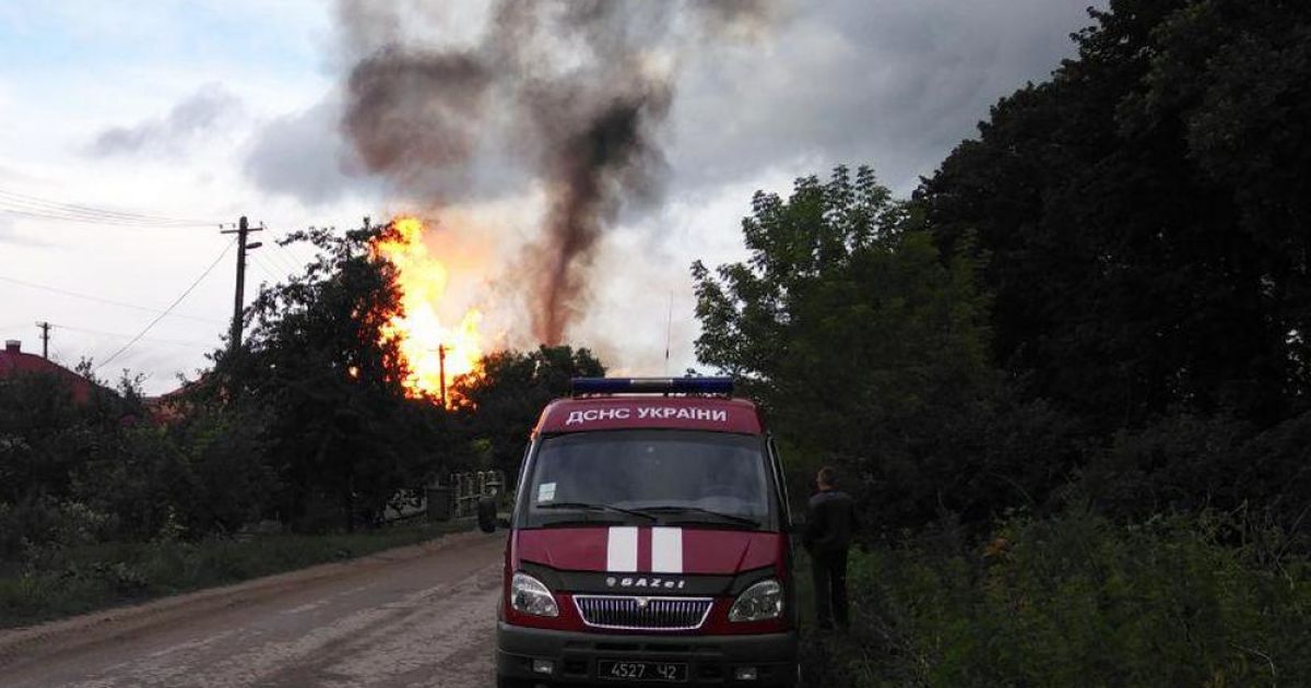 Вибух на спиртзаводі на Тернопільщині_4 / © ДСНС