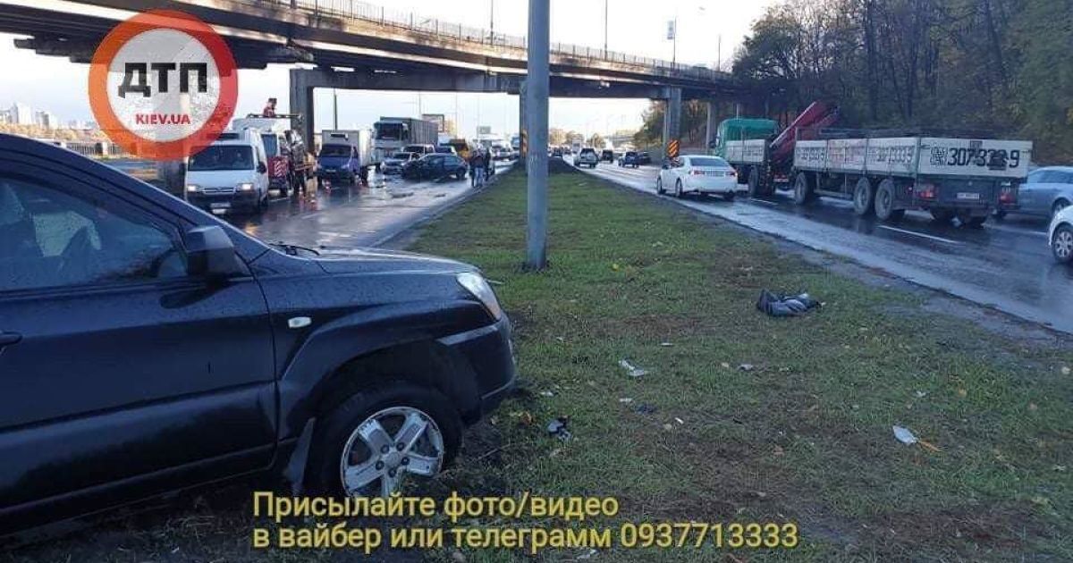 дтп набережна_6 / © facebook.com/dtp.kiev.ua