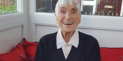 В Великобритании умерла бабушка, у которой было более 150 внуков, правнуков и праправнуков