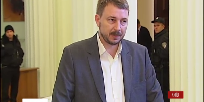 У столиці бюлетені з дільниць вже передають до тервиборчкомів