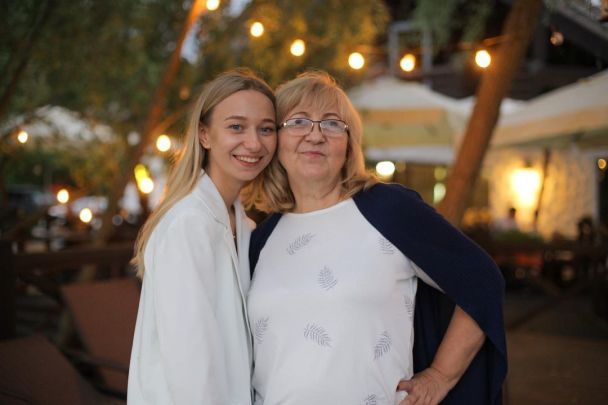 Екатерина Репейное с матерью / © instagram.com/repyahovakate