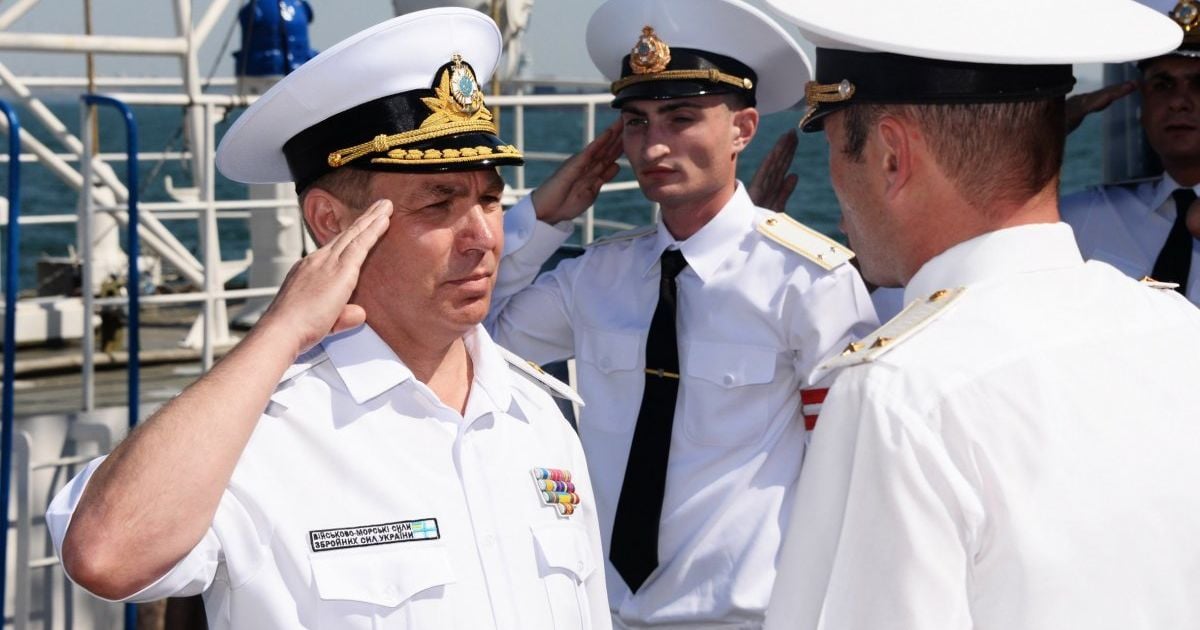 Порошенко официально уволил командующего флотом Украины