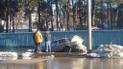 Прорвало. У Києві затопило вулицю через аварію мережі "Київводоканалу" — очевидці