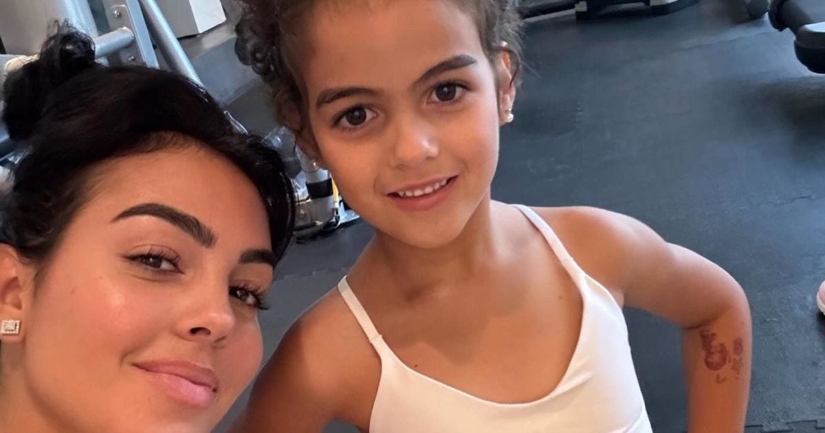 Джорджина Родрігес з дочкою Аланою Мартіною