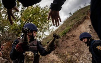 У Києві чоловік в себе на городі знайшов мінометні снаряди: що відомо (фото)