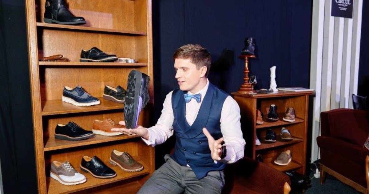 Анатолич представил эксклюзивный костюм / © пресс-служба канала "1+1"