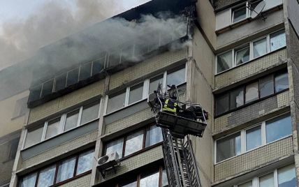 В Киеве вспыхнул пожар в 16-этажке (фото)
