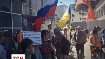 Кілька десятків росіян вийшли у центр Москви протестувати проти війни