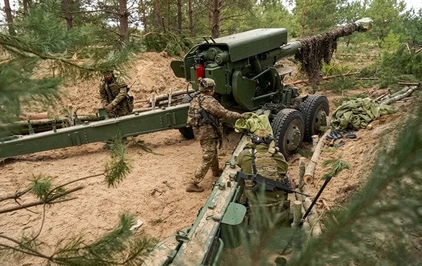 Українська гаубиця "Богдана-Б" утерла носа аналогу зі США: порівняння від артилеристів