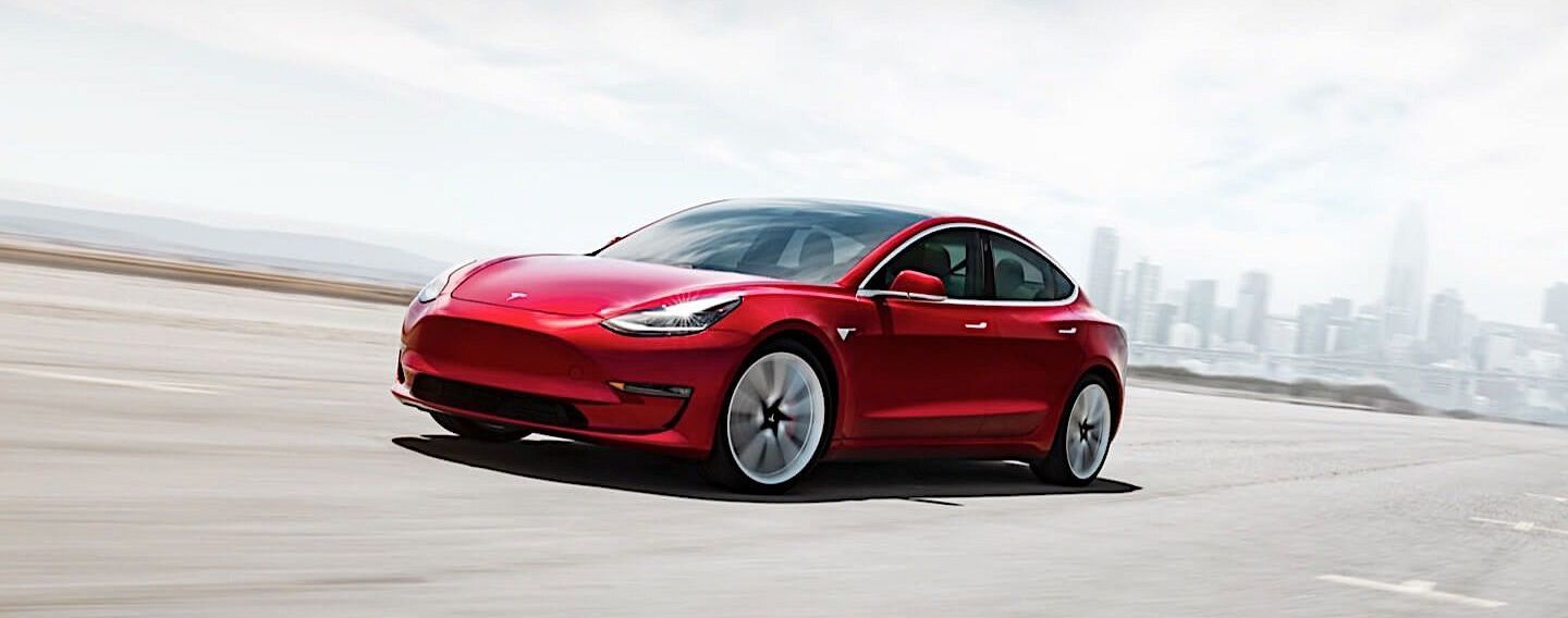 В Европе цены на Tesla Model 3 перевалили за 50 тысяч евро
