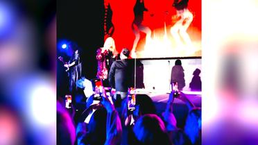 Ирина Билык прямо на сцене пофлиртовала с бывшим Ани Лорак