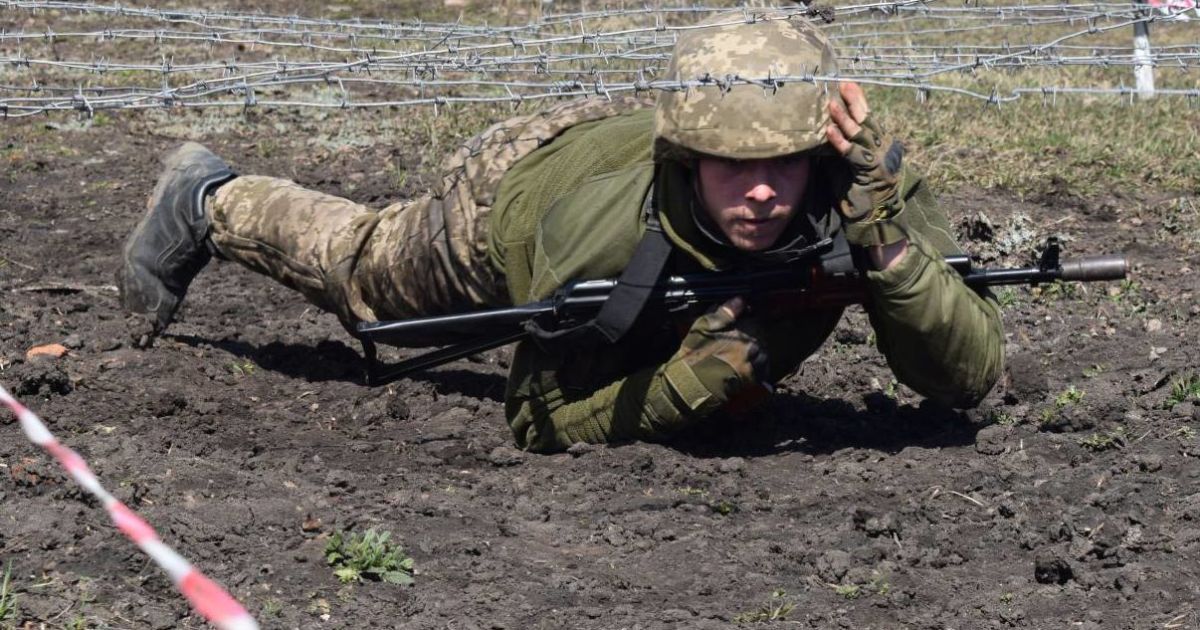 Українські військові на Донбасі знищили 10 бойовиків