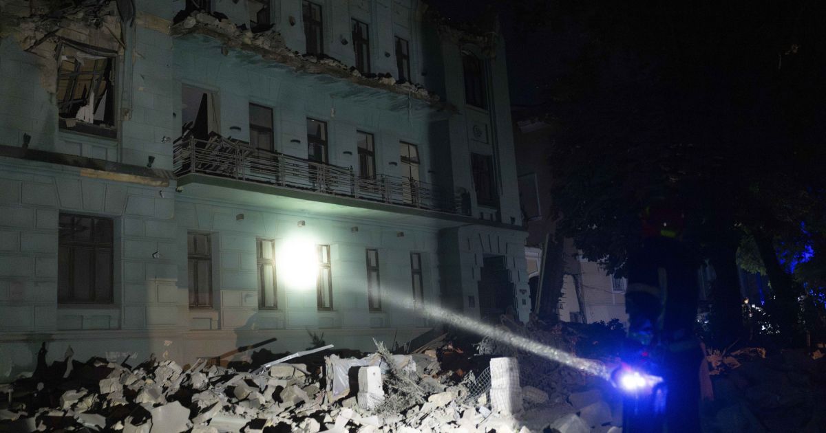 Наслідки російського обстрілу Одеси 23 липня