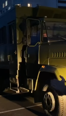 Скандал зі скасуванням карантину в Черкасах: на вулицях з'явилися посилені патрулі правоохоронців