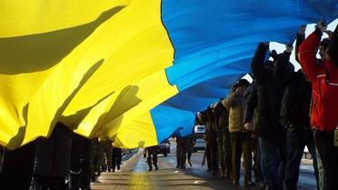 Прапор України у Станиці Луганській_4 / © Артур Амираслонов и Станислав Ахунов