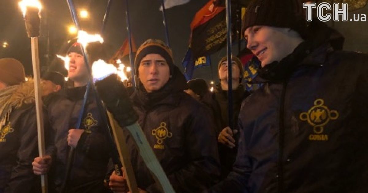 Смолоскипна хода до річниці Крут_4 / © фото: Юлія Яценко