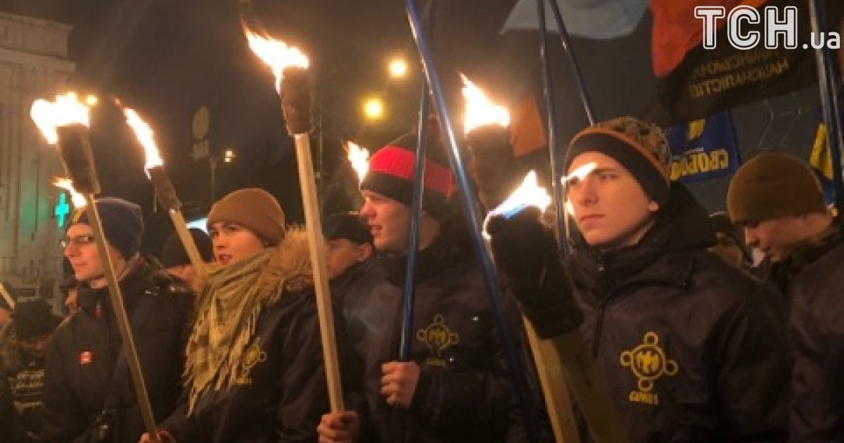 Смолоскипна хода до річниці Крут_3 / © фото: Юлія Яценко