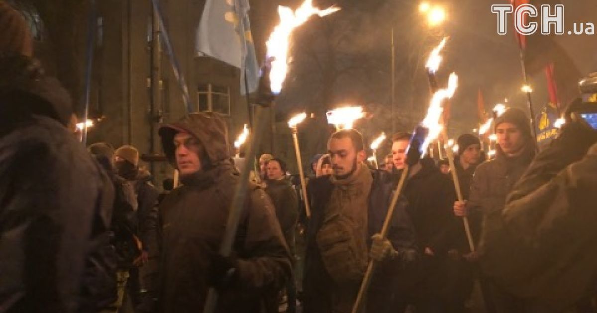 Смолоскипна хода до річниці Крут_16 / © фото: Юлія Яценко