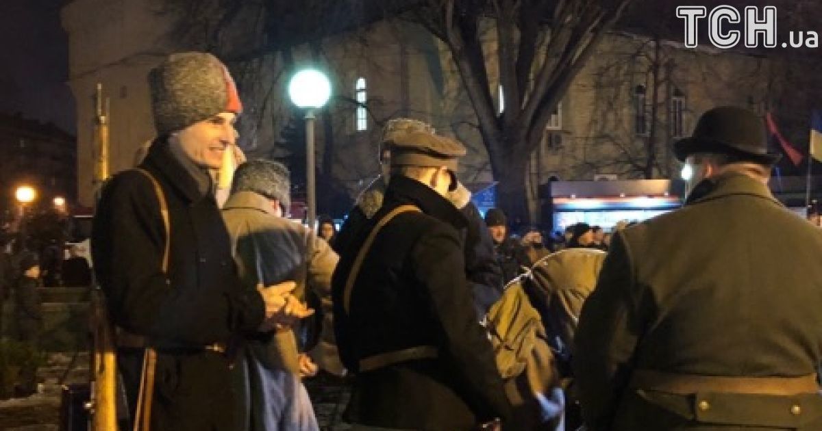 Смолоскипна хода до річниці Крут_10 / © фото: Юлія Яценко