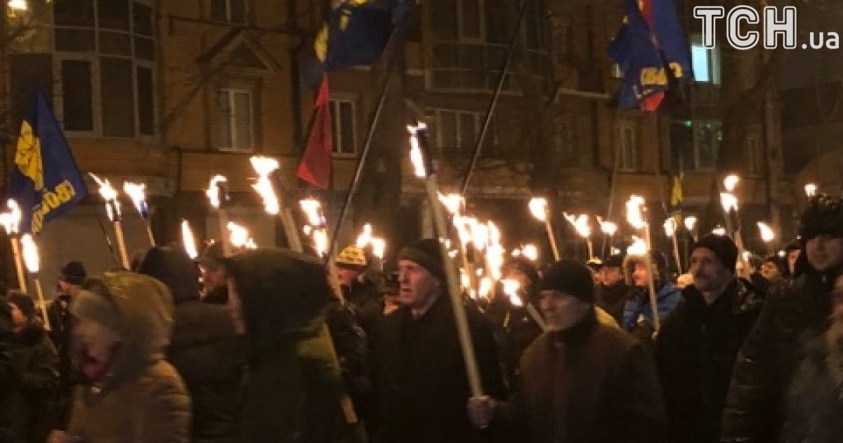 Смолоскипна хода до річниці Крут_12 / © фото: Юлія Яценко