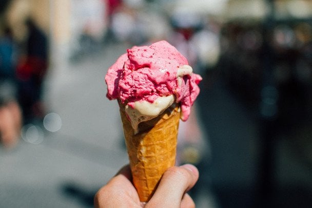 Что нельзя есть в жару: перечень продуктов и напитков