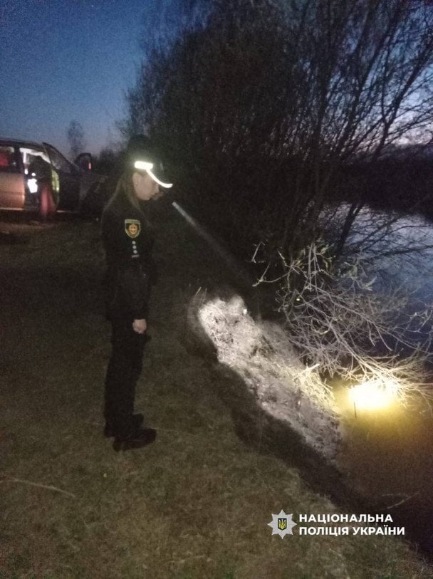 На Дубровиччині потонула дитина Фото: НацполіціяНа Рівненщині триває масштабна пошукова операція: зникли двоє дітей, одного виявили без ознак життя Фото: Нацполіція