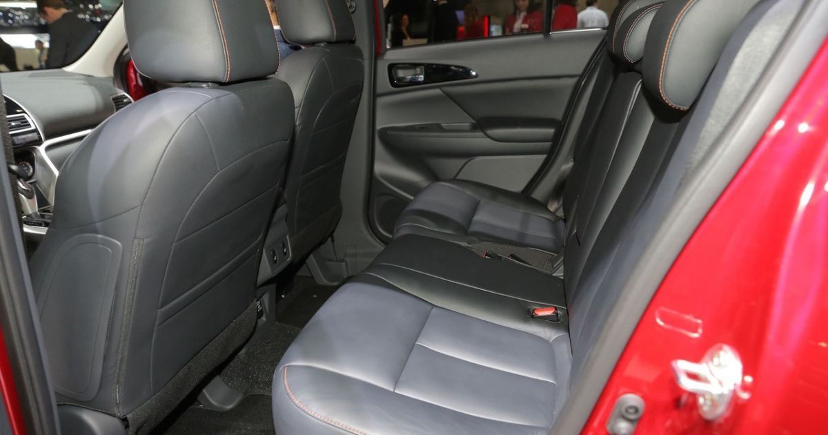 Mitsubishi Eclpise Cross