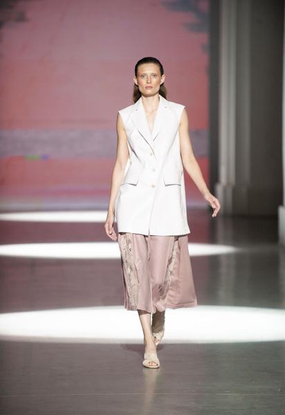 Показ VOROZHBYT & ZEMSKOVA/fashionweek.ua